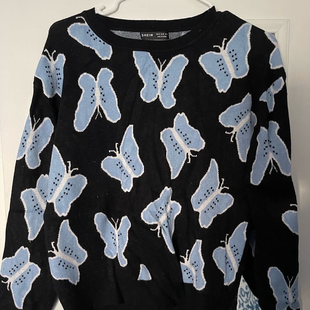 Women’s butterfly sweater